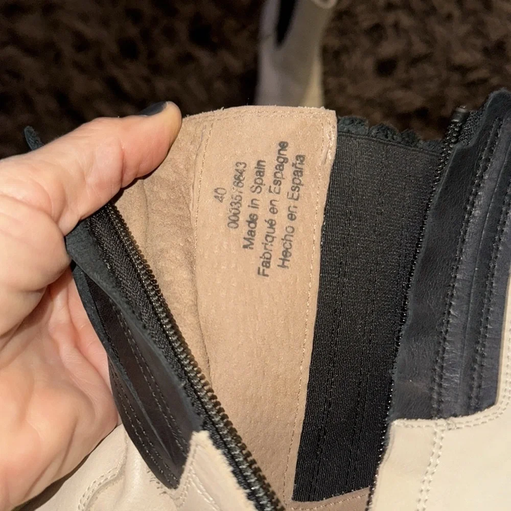 Free people James Chelsea boots bone and black